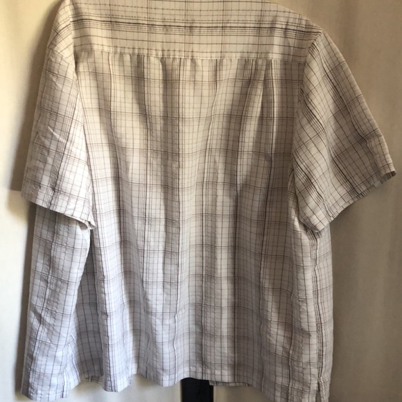 Men’s short sleeve button up - Picture 4 of 4